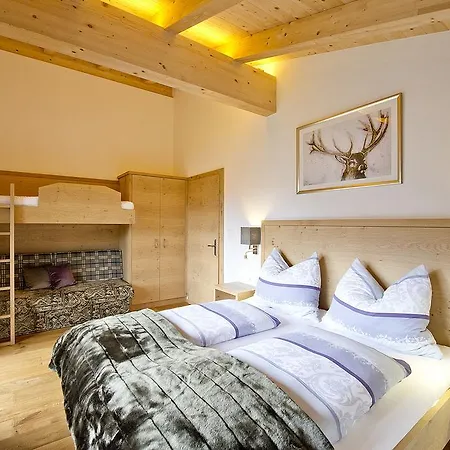 Superior Tiroler Madl *