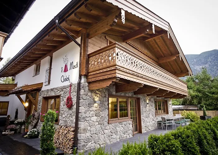 Superior Tiroler Madl Chalet *