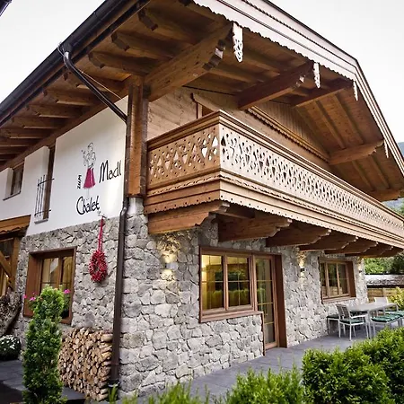 Superior Tiroler Madl 木屋 *